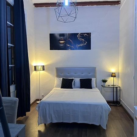 Central Cozy Suite Барселона Екстериор снимка
